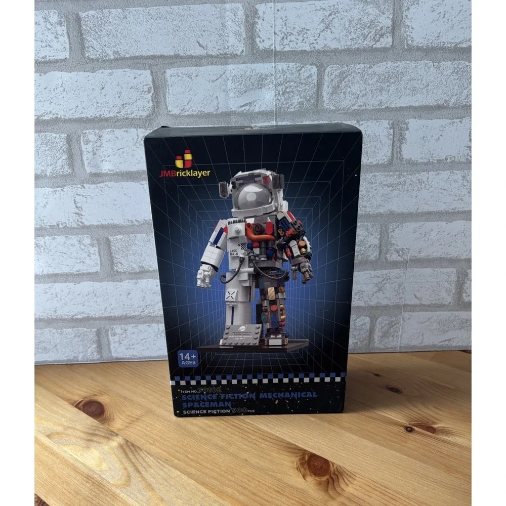JMBricklayer Science‎ Fiction Mechanical Spaceman 70102 Building Set